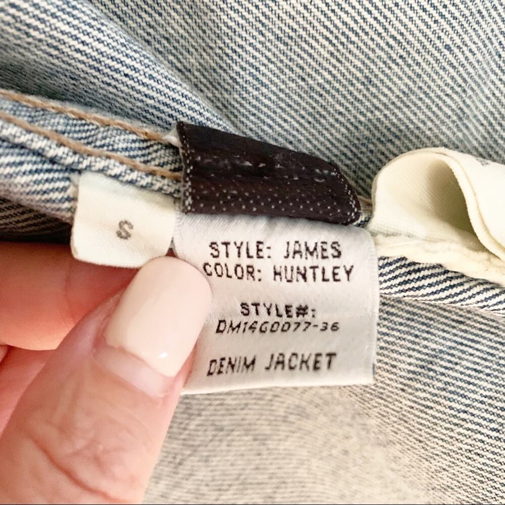 Lovers + Friends James Distressed Denim Jacket Small - Picture 5 of 8